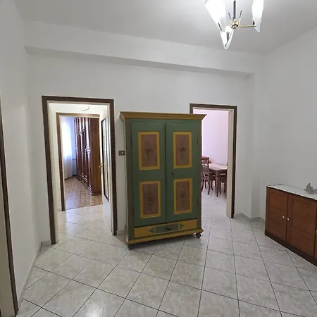 Galileo Ferraris, Apartment *