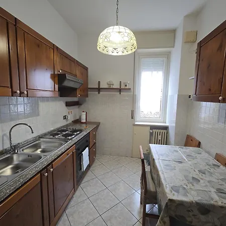 Galileo Ferraris, Apartment *