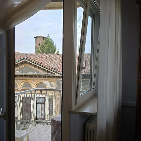 Lägenhet Galileo Ferraris, *