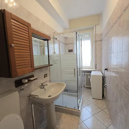 Galileo Ferraris, Apartmán *