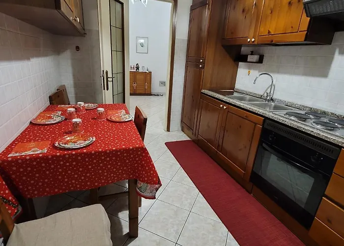 Galileo Ferraris, アパート ヴェルチェッリ